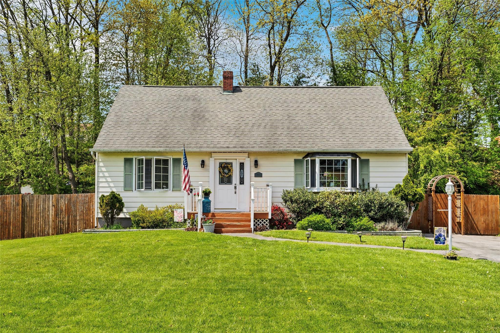 #1 photo, 12 Dorothy Drive, 紐約州 Monroe , NY 10950