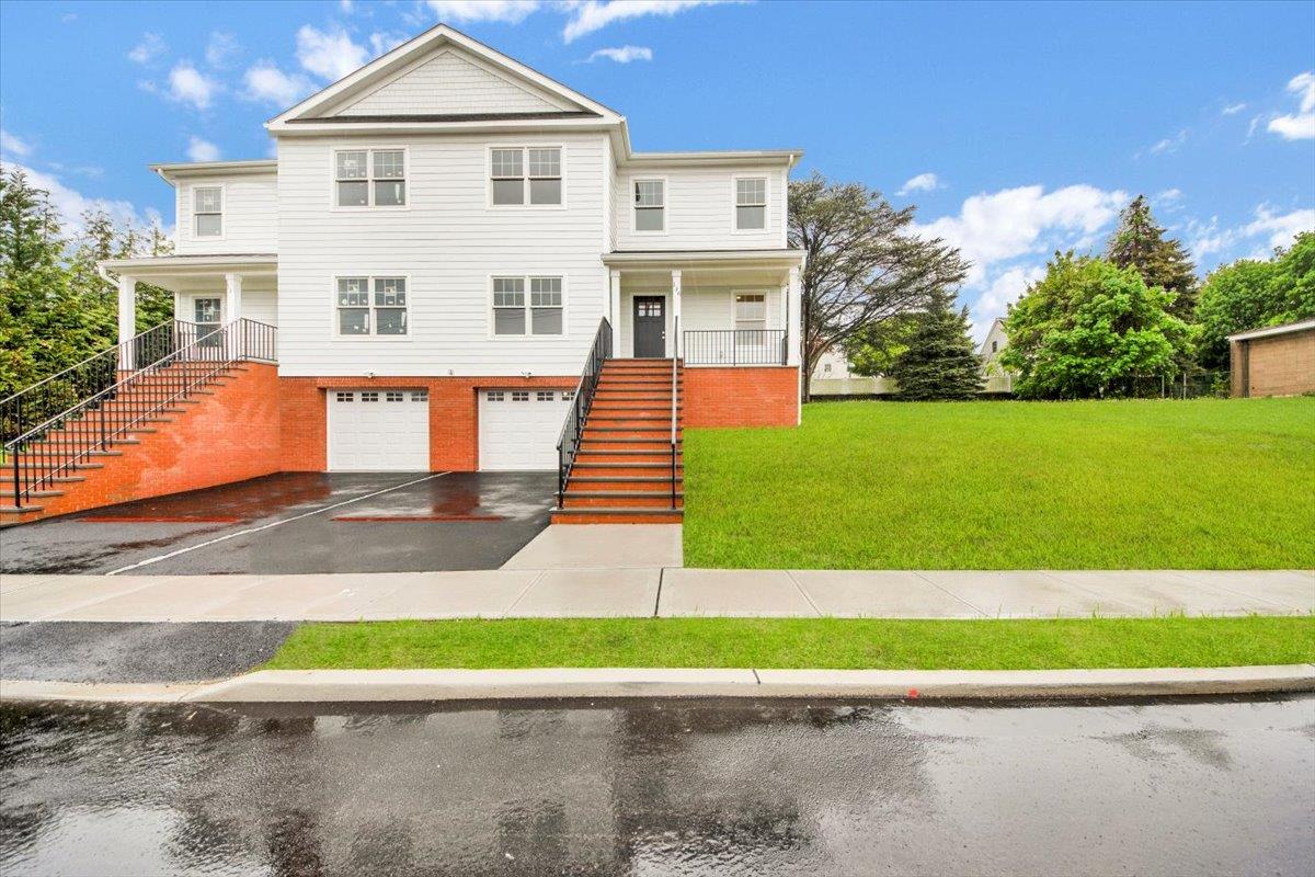 #1 photo, 136 Gainsborg Avenue, 紐約州 West Harrison , NY 10604