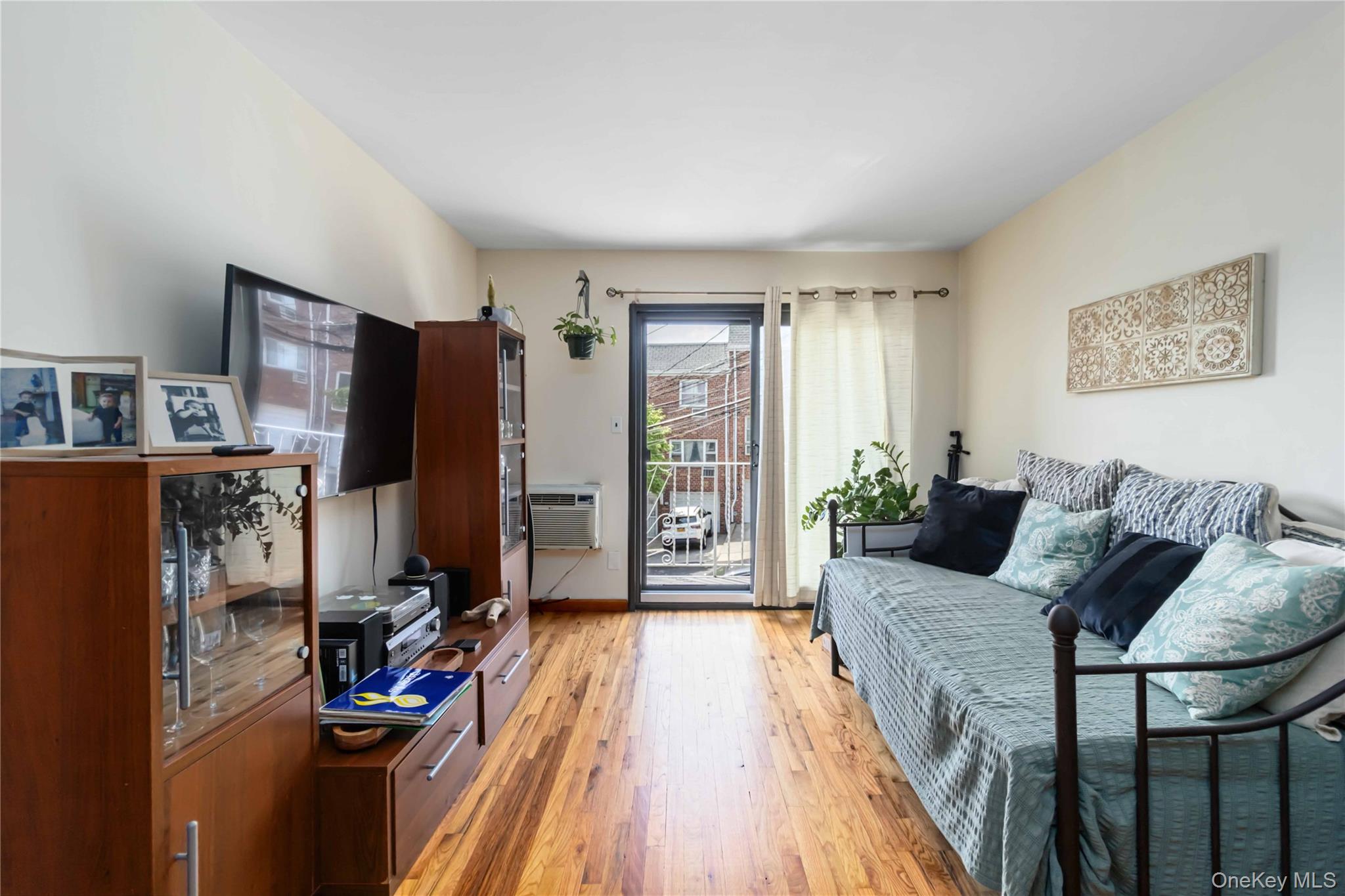 #17 photo, 48-51 58th Lane, クイーンズ区 Woodside , NY 11377