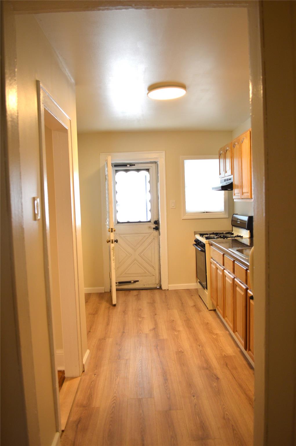 #10 photo, 1916 23rd Road, Astoria , NY 11105