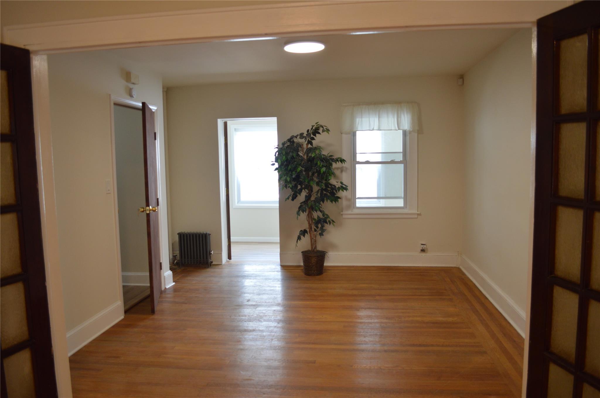 #14 photo, 1916 23rd Road, Astoria , NY 11105