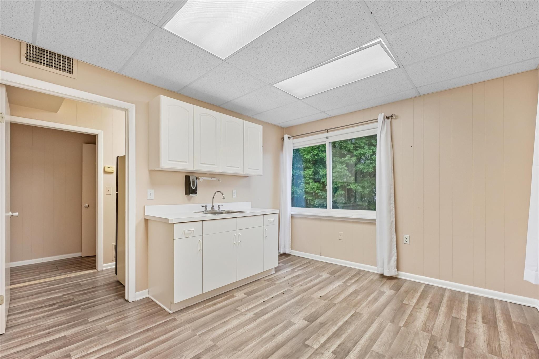 #16 photo, 220 Tate Avenue, Buchanan , NY 10511