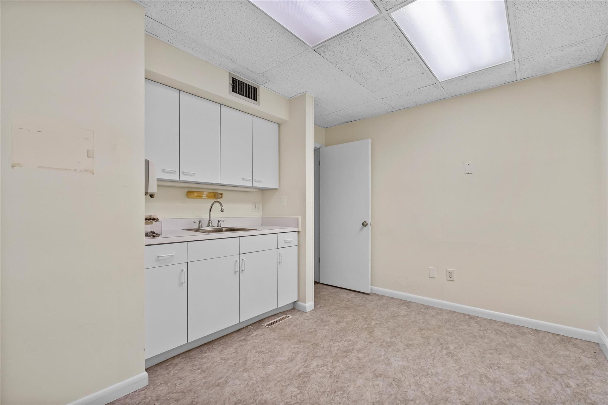 #17 photo, 220 Tate Avenue, Buchanan , NY 10511