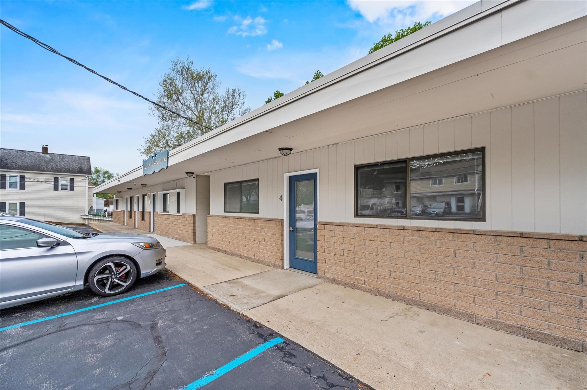 #7 photo, 220 Tate Avenue, Buchanan , NY 10511