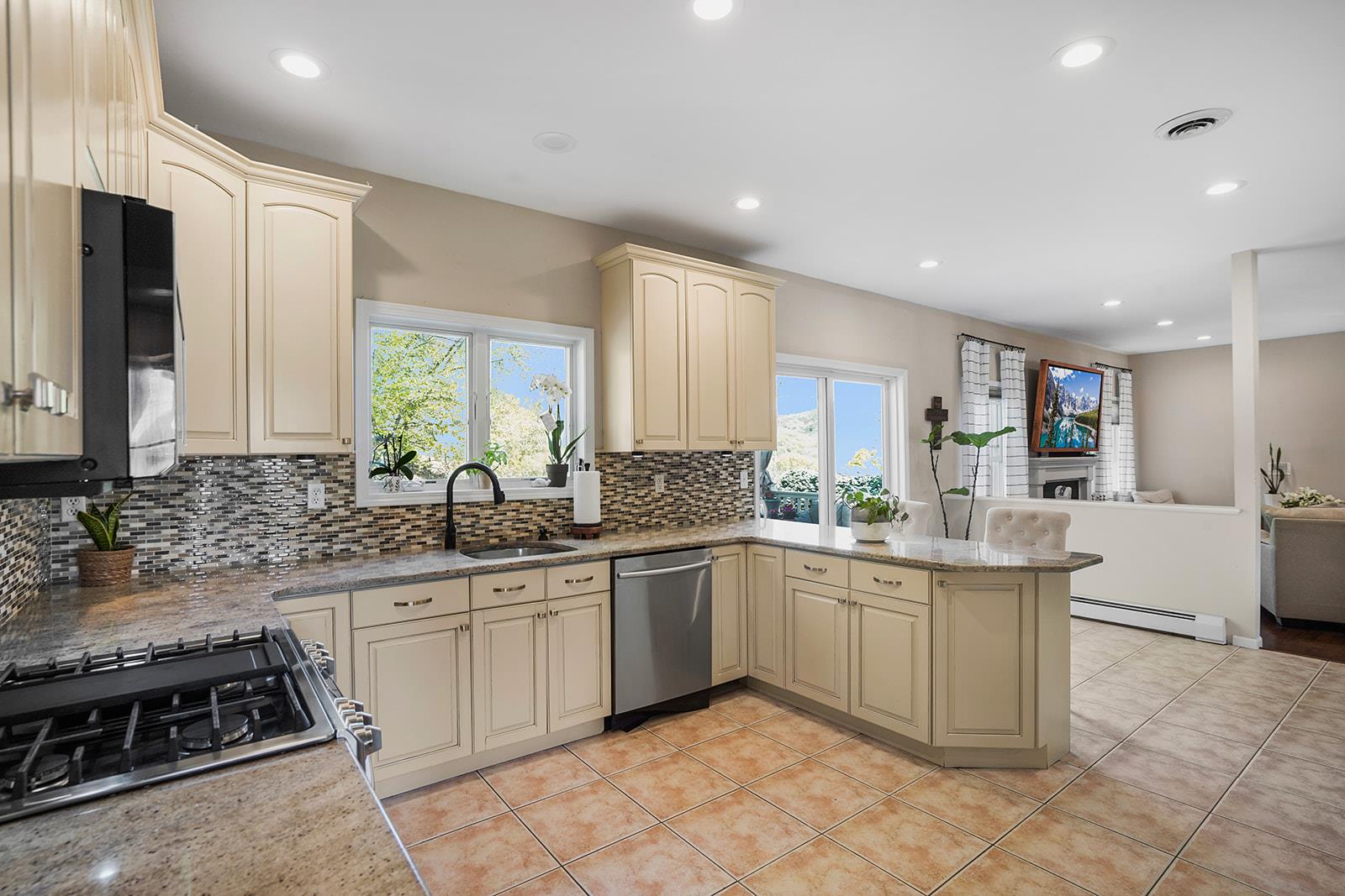 #9 photo, 14 Fillmore Drive, Stony Point , NY 10980