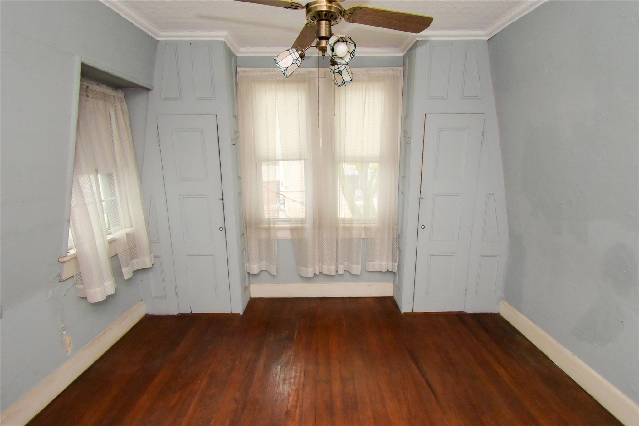 #20 photo, 1410 136th Street, College Point , NY 11356