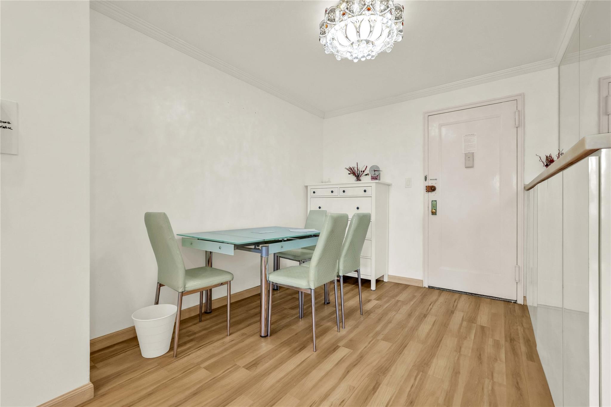 #5 photo, 26-25 141 Street, クイーンズ区 Flushing , NY 11354