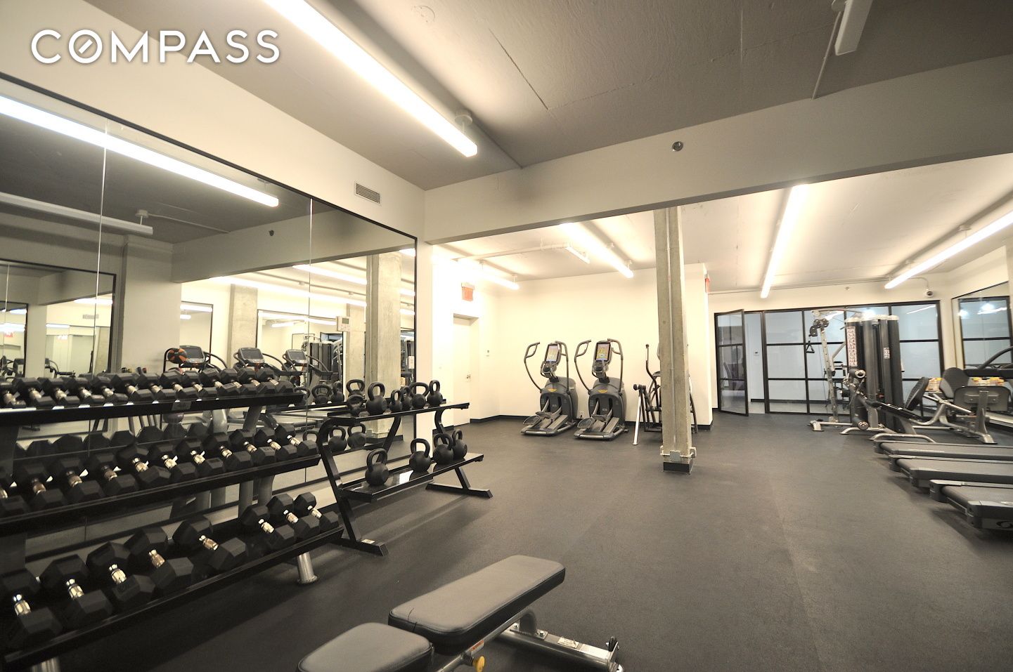 #8 photo, 308 E 38th Street, マンハッタン Murray Hill , NY 10016