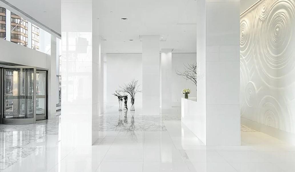 #18 photo, 635 W 42ND Street, マンハッタン Hells Kitchen , NY 10036