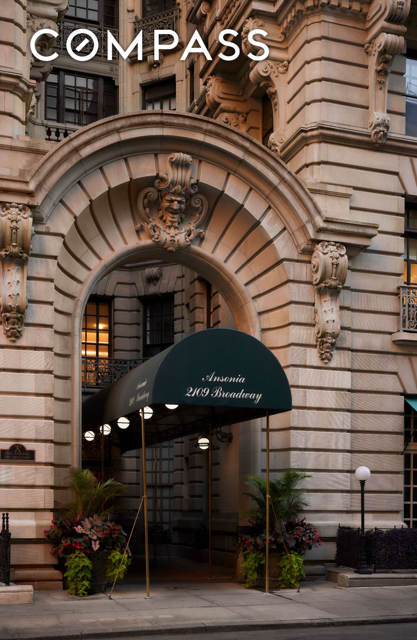 #19 photo, 2109 Broadway, マンハッタン Upper West Side , NY 10023