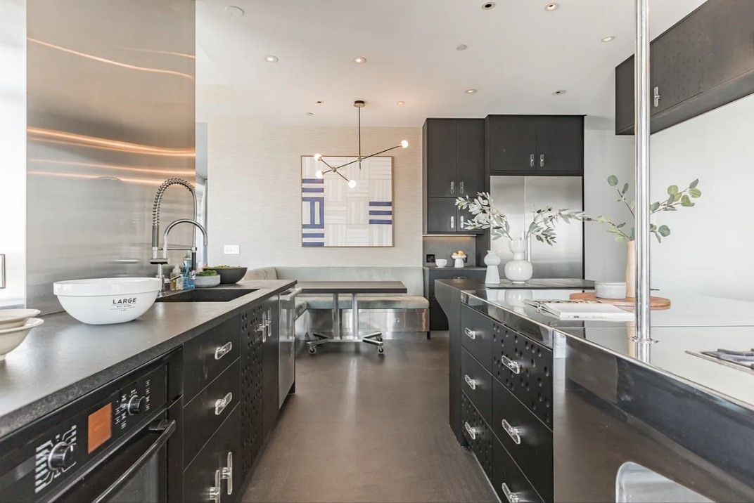 #12 photo, 240 Riverside Boulevard, マンハッタン Lincoln Square , NY 10069