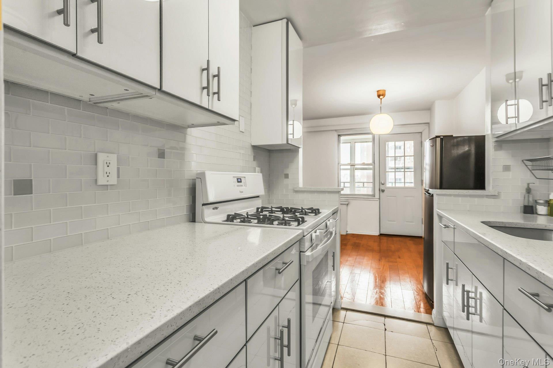 #14 photo, 138-10 Franklin Avenue, Flushing , NY 11355