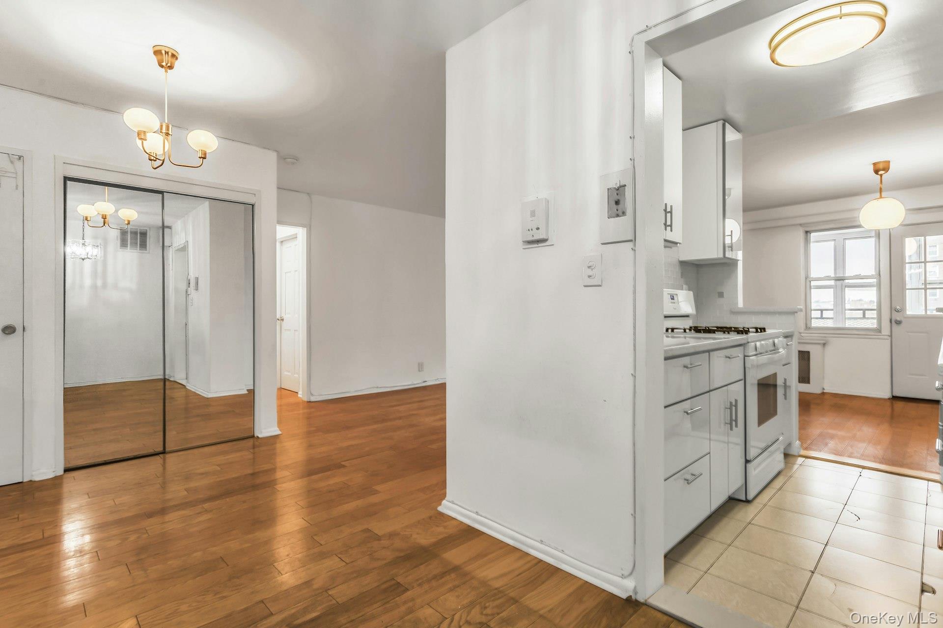 #16 photo, 138-10 Franklin Avenue, Flushing , NY 11355