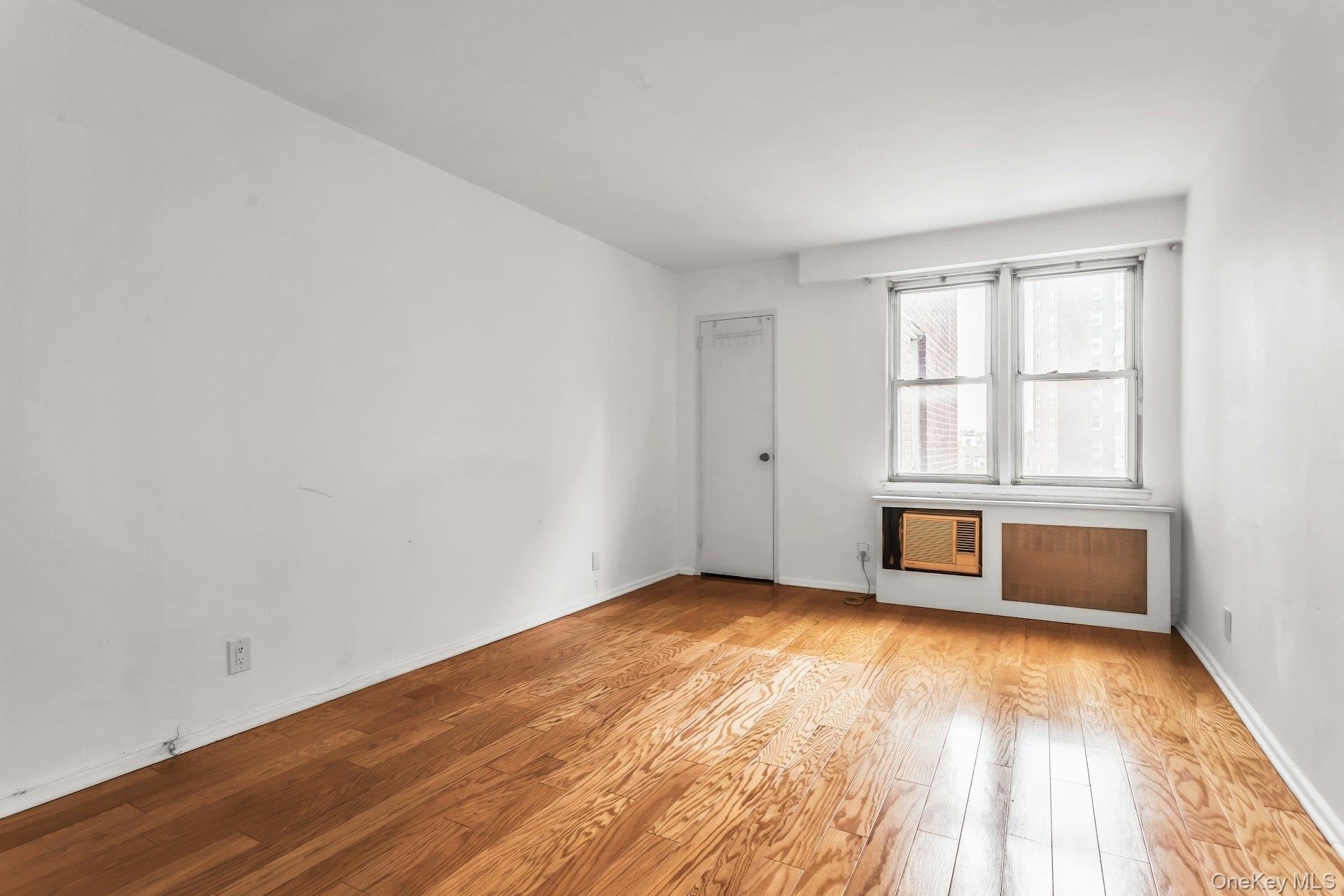 #18 photo, 138-10 Franklin Avenue, Flushing , NY 11355