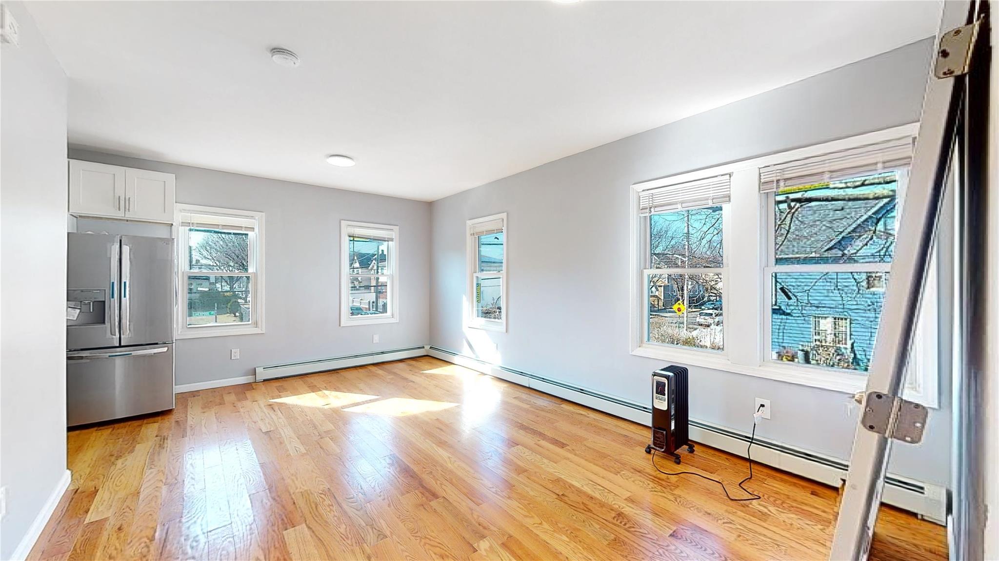 #12 photo, 10701 Liverpool Street, クイーンズ区 Jamaica , NY 11435