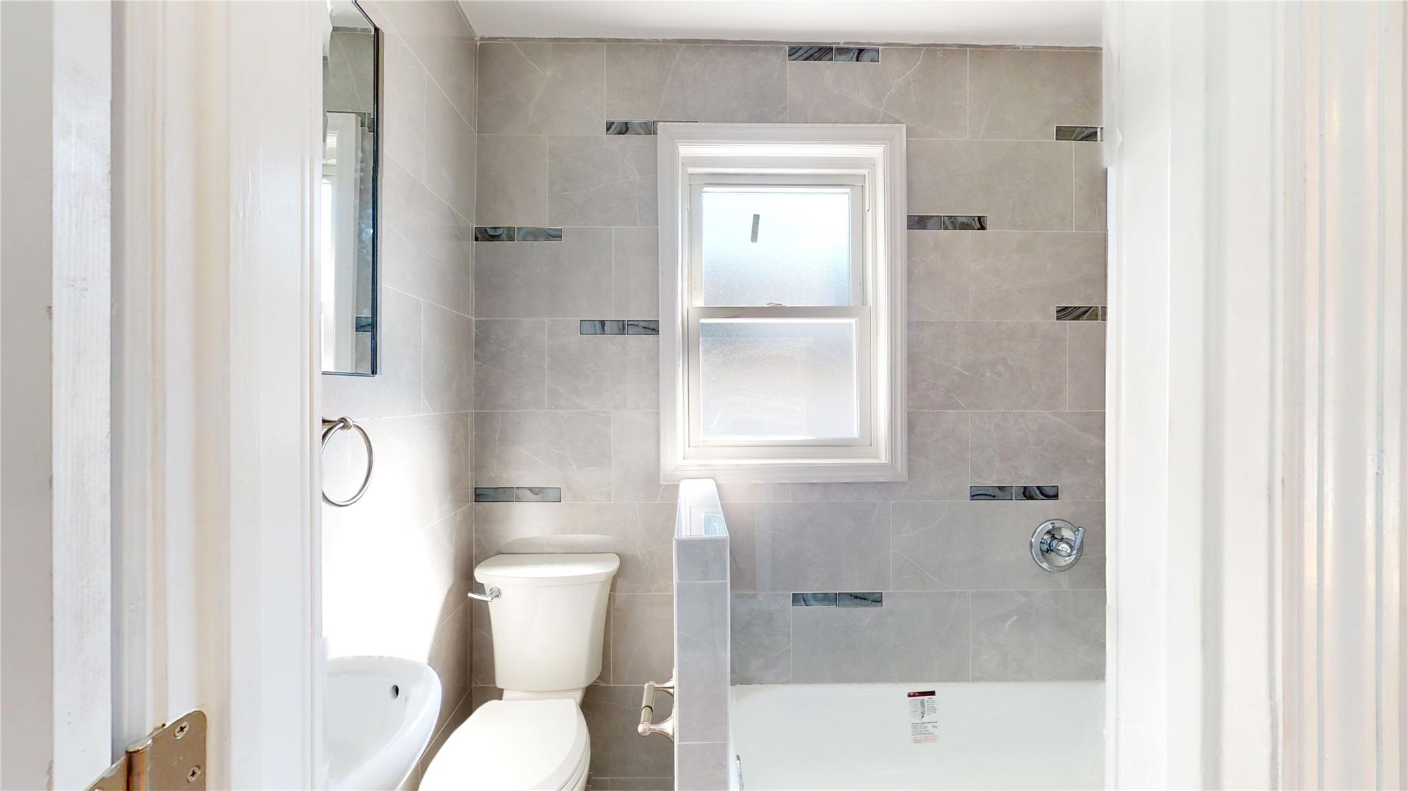 #19 photo, 10701 Liverpool Street, クイーンズ区 Jamaica , NY 11435