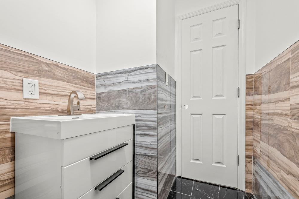 #16 photo, 166-03 69 Avenue, クイーンズ区 Fresh Meadows , NY 11366