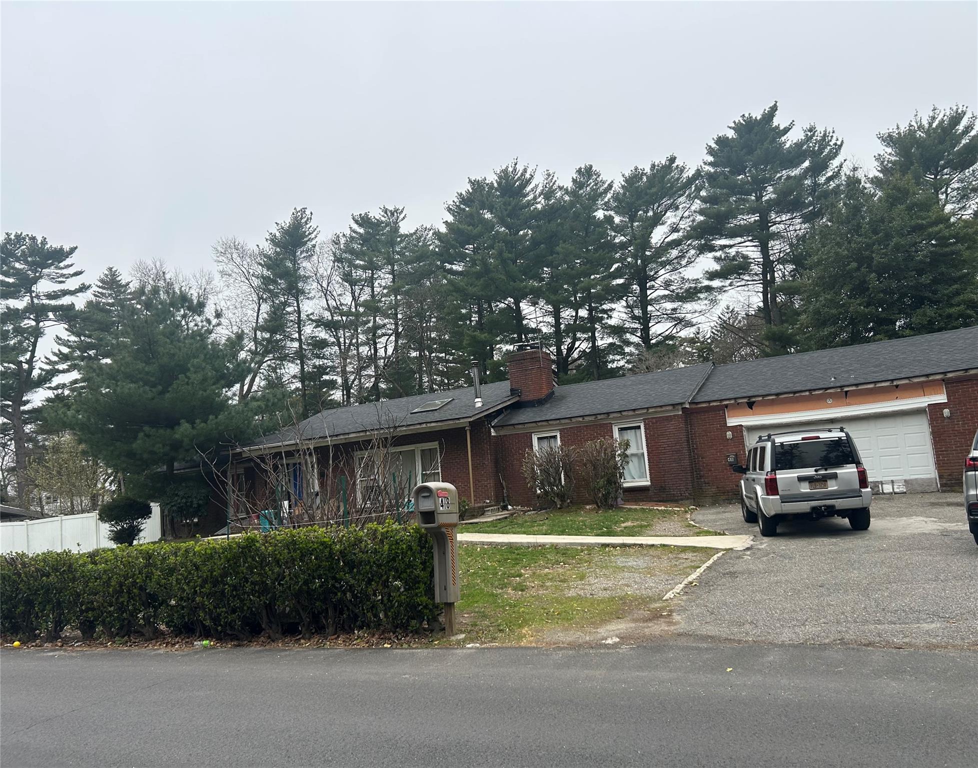 #1 photo, 48 Brentwood Parkway, Brentwood , NY 11717