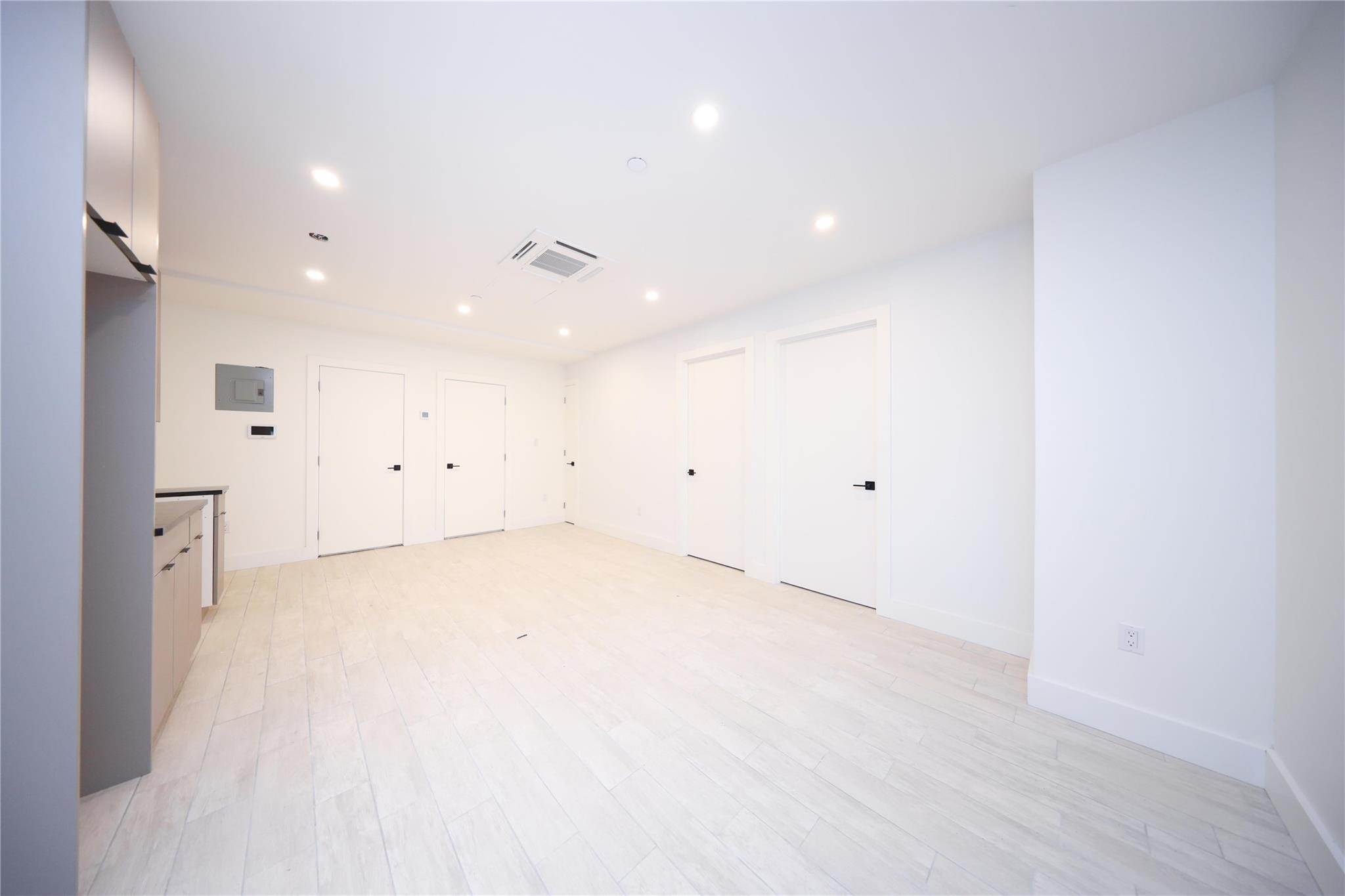 #12 photo, 1058 62nd Street, ブルックリン区 Brooklyn , NY 11219