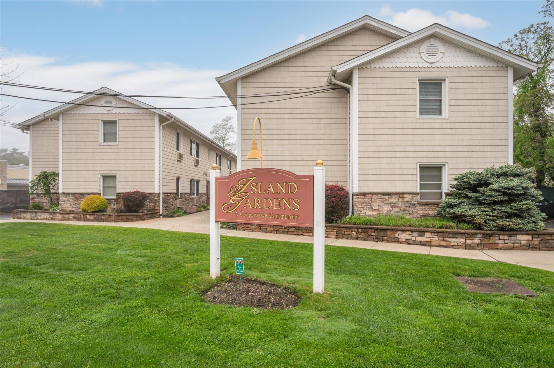 #1 photo, 490 Main Street, 長島 Farmingdale , NY 11735