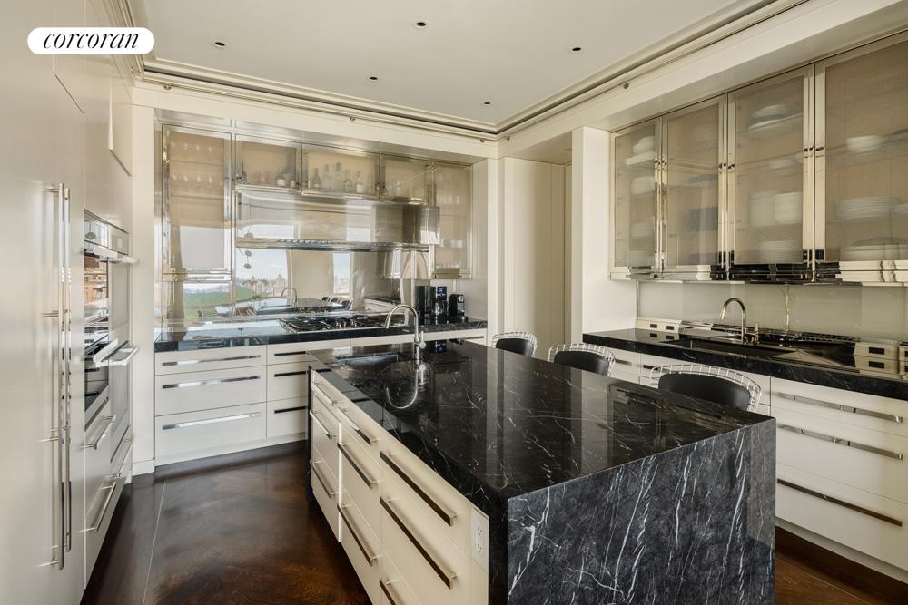 #6 photo, 220 CENTRAL Park S, マンハッタン Central Park South , NY 10019