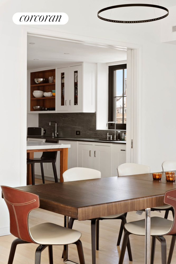 #12 photo, 221 W 77TH Street, マンハッタン Upper West Side , NY 10024