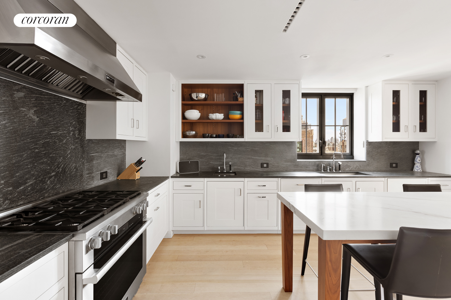 #17 photo, 221 W 77TH Street, マンハッタン Upper West Side , NY 10024