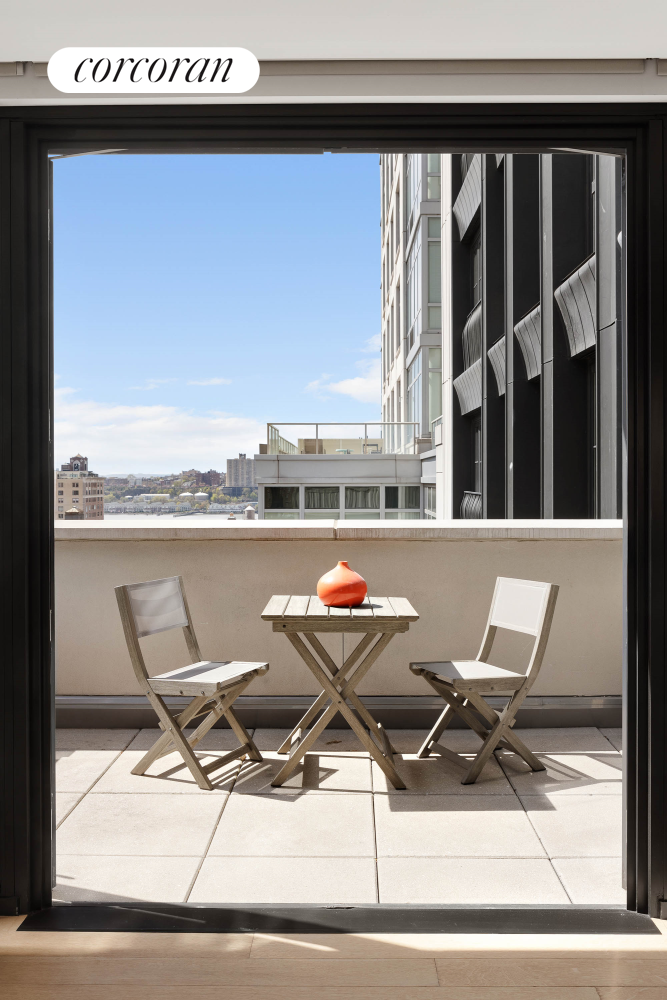 #7 photo, 221 W 77TH Street, マンハッタン Upper West Side , NY 10024