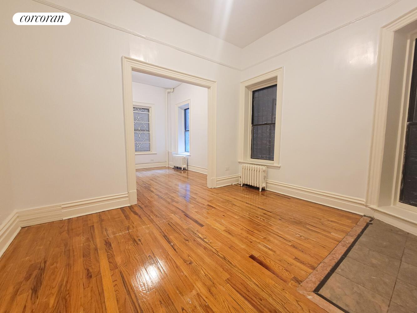 #1 photo, 172 W 77TH Street, Upper West Side , NY 10024