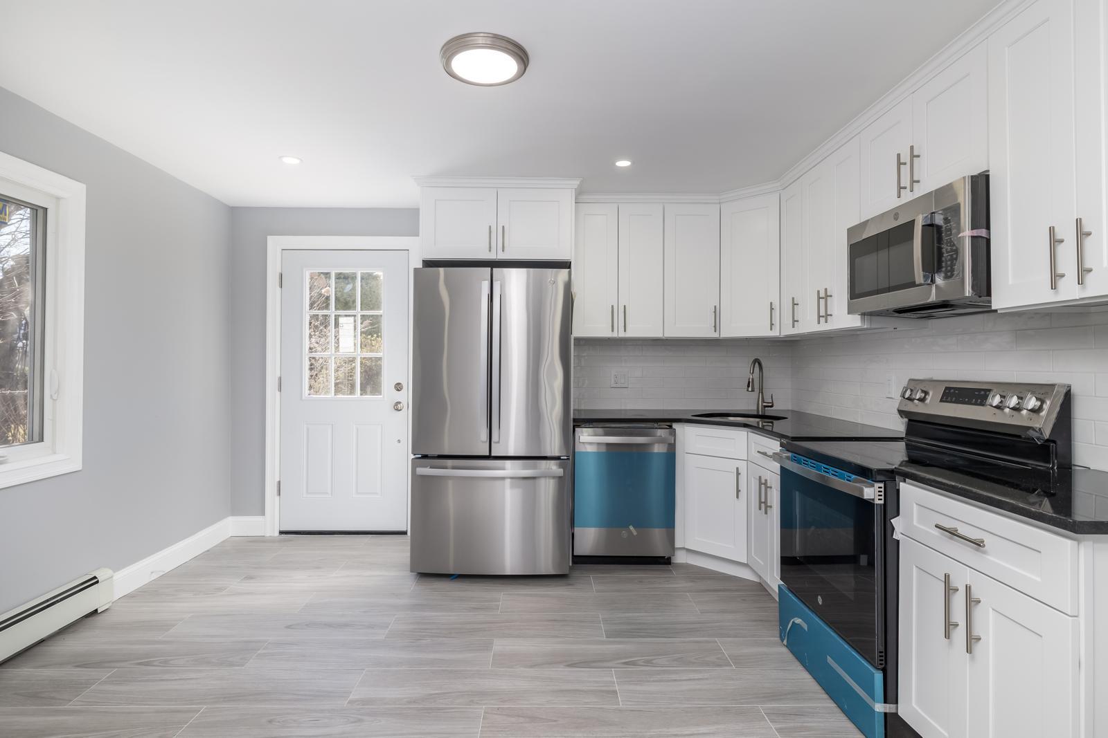 #20 photo, 13 Curve Lane, Levittown , NY 11756