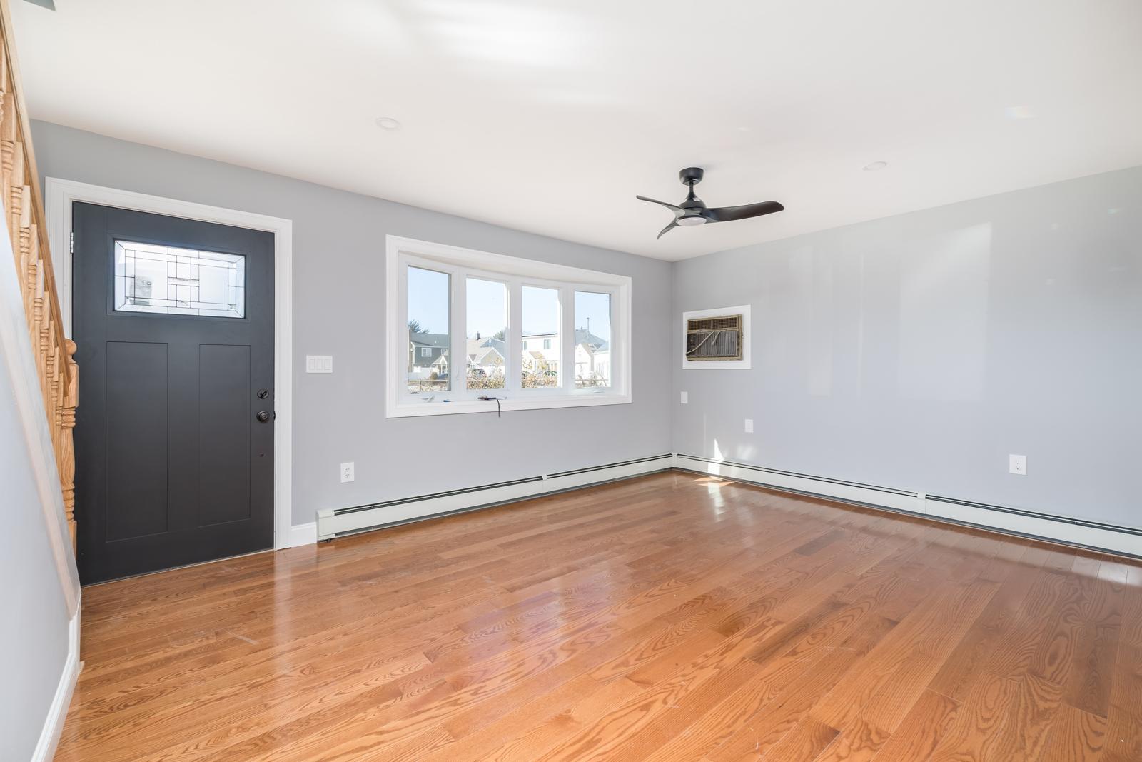 #6 photo, 13 Curve Lane, Levittown , NY 11756