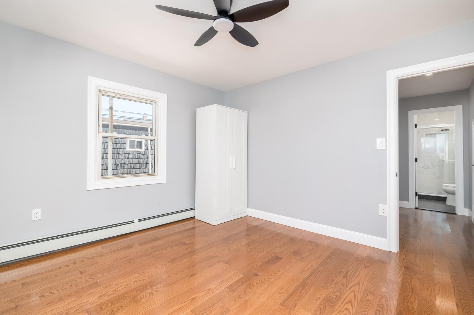 #9 photo, 13 Curve Lane, Levittown , NY 11756