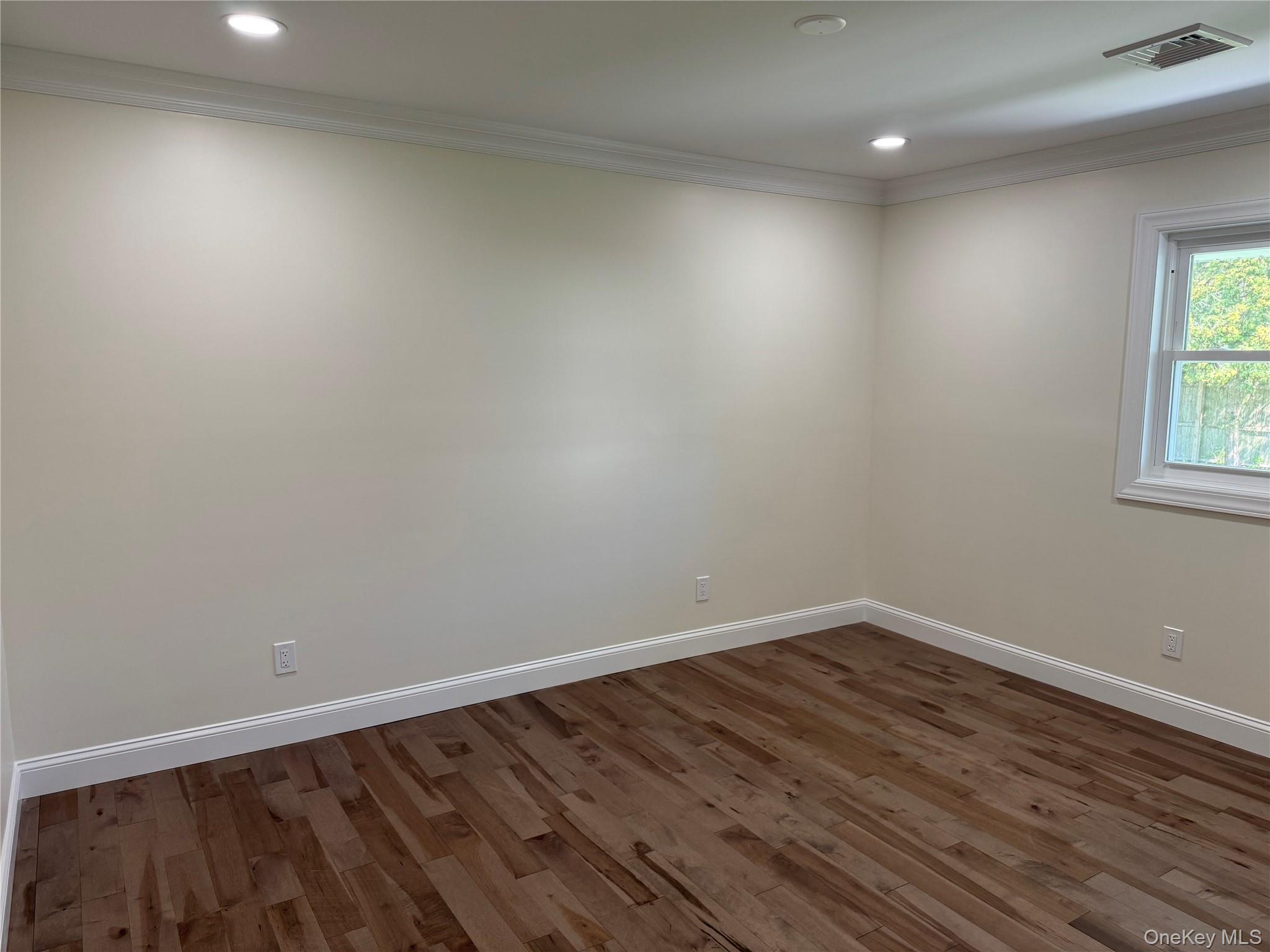 #10 photo, 9 Henry Street, Wyandanch , NY 11798