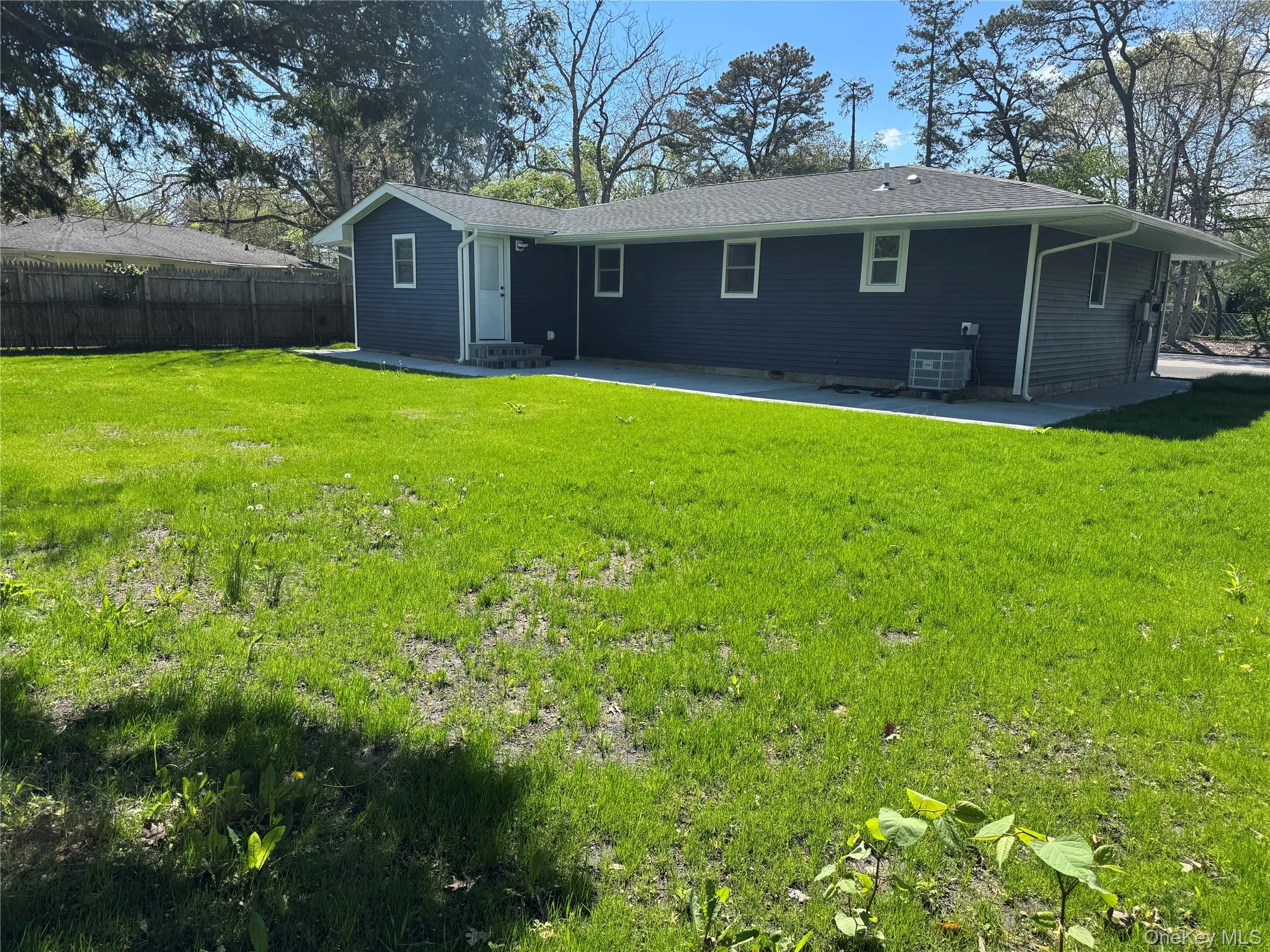 #17 photo, 9 Henry Street, Wyandanch , NY 11798