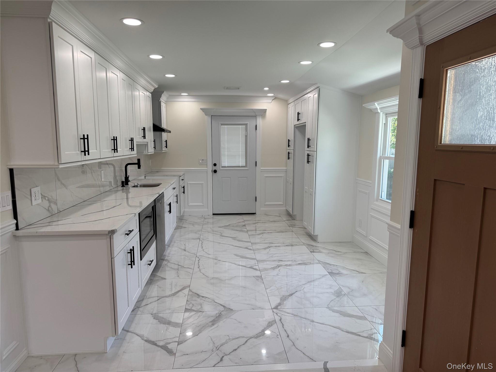 #6 photo, 9 Henry Street, Wyandanch , NY 11798