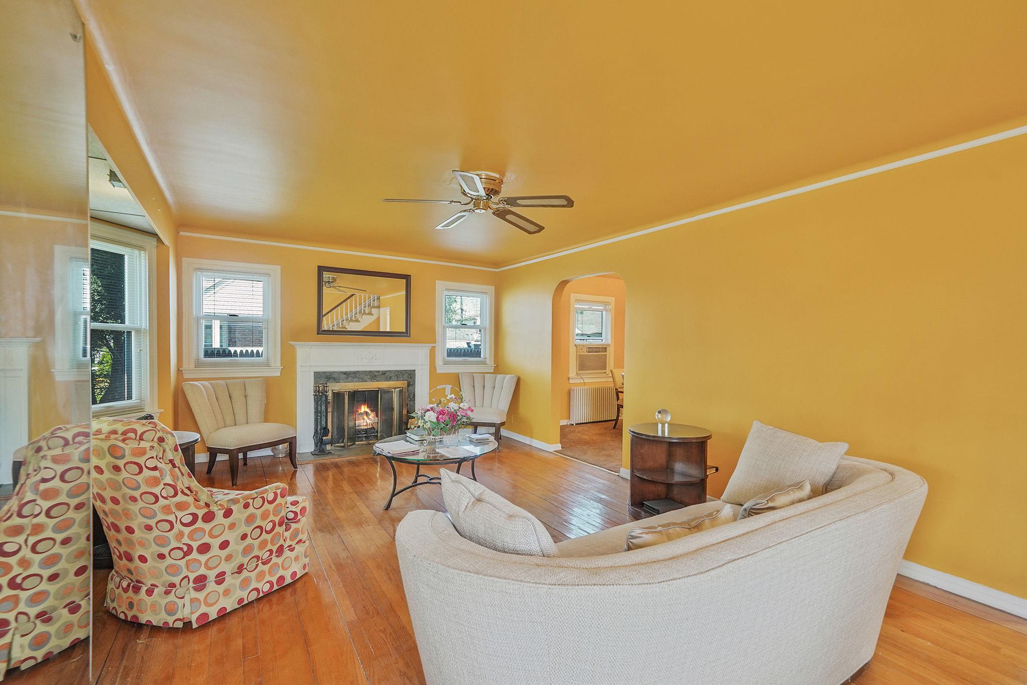 #4 photo, 66 Elmwood Avenue, ナッソー郡 Hempstead , NY 11550