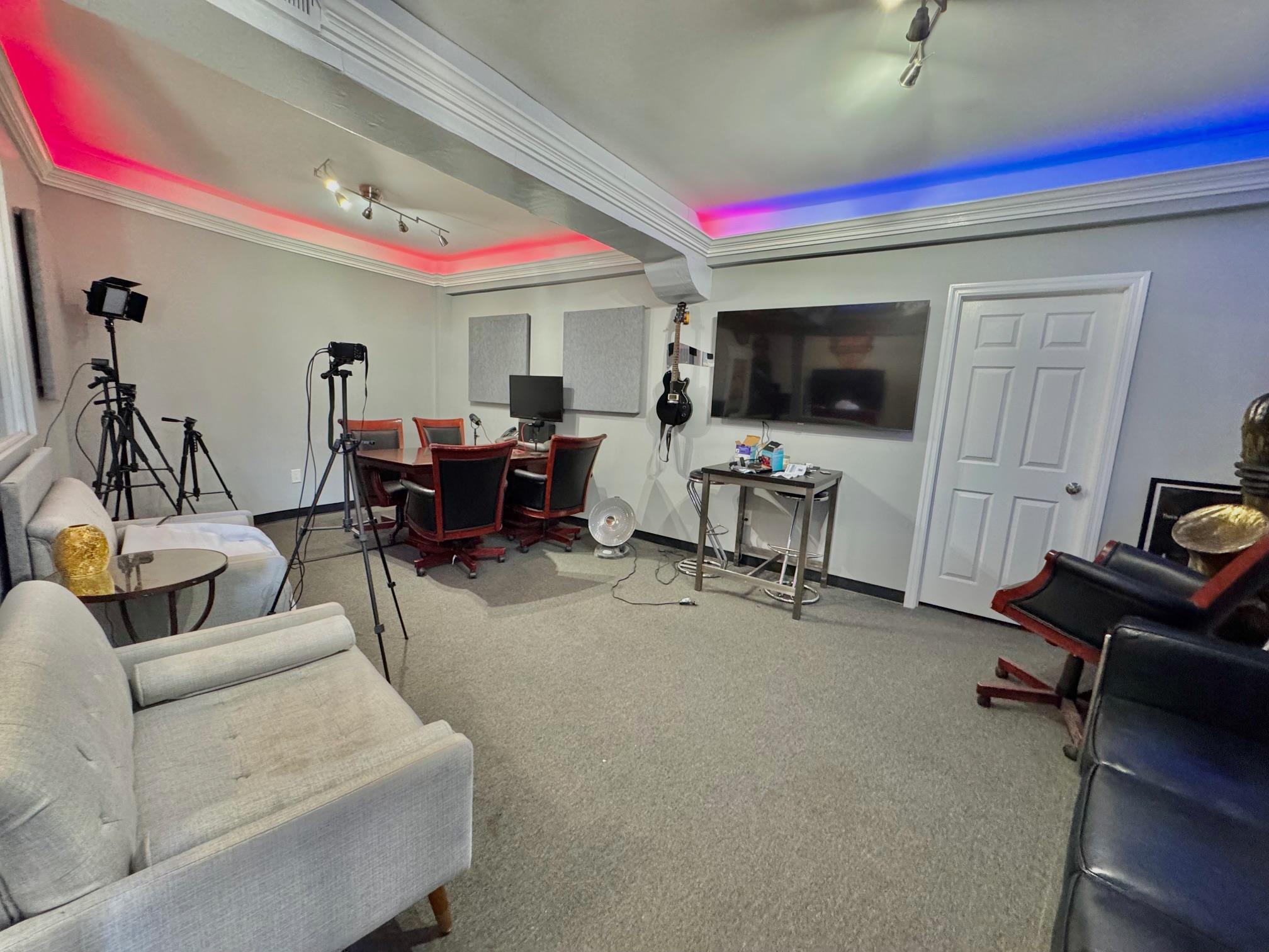 #11 photo, 120-126 Laurel Road, サフォーク郡 East Northport , NY 11731