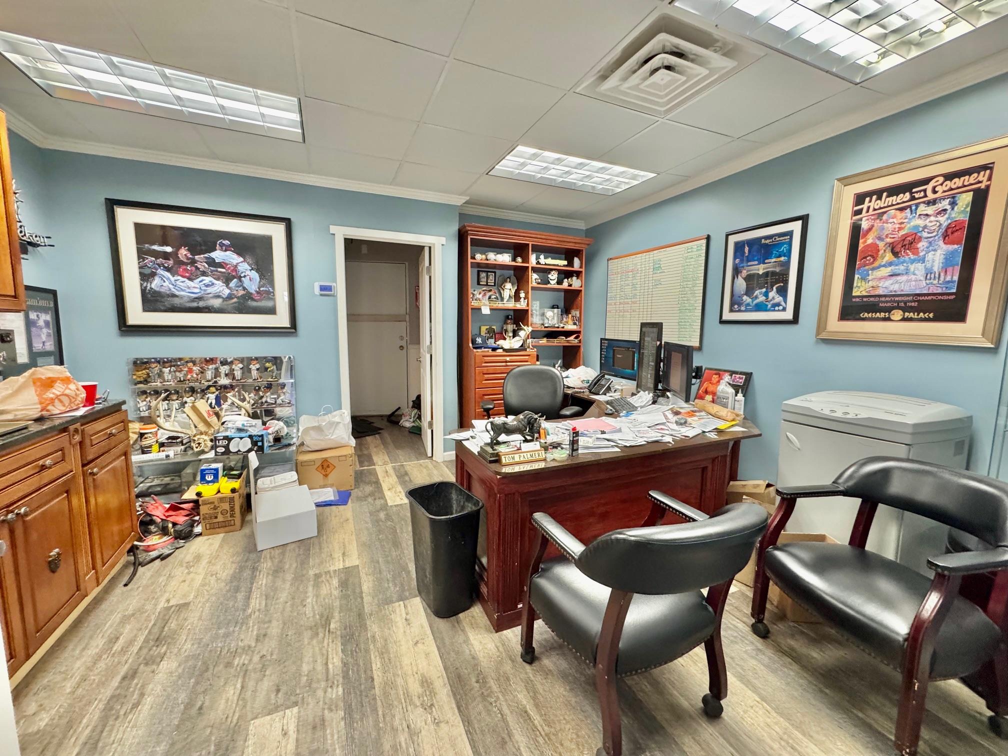 #6 photo, 120-126 Laurel Road, サフォーク郡 East Northport , NY 11731