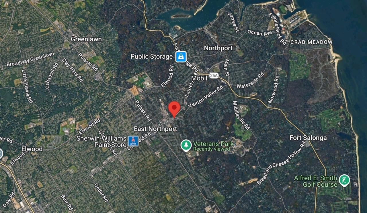 #9 photo, 120-126 Laurel Road, サフォーク郡 East Northport , NY 11731