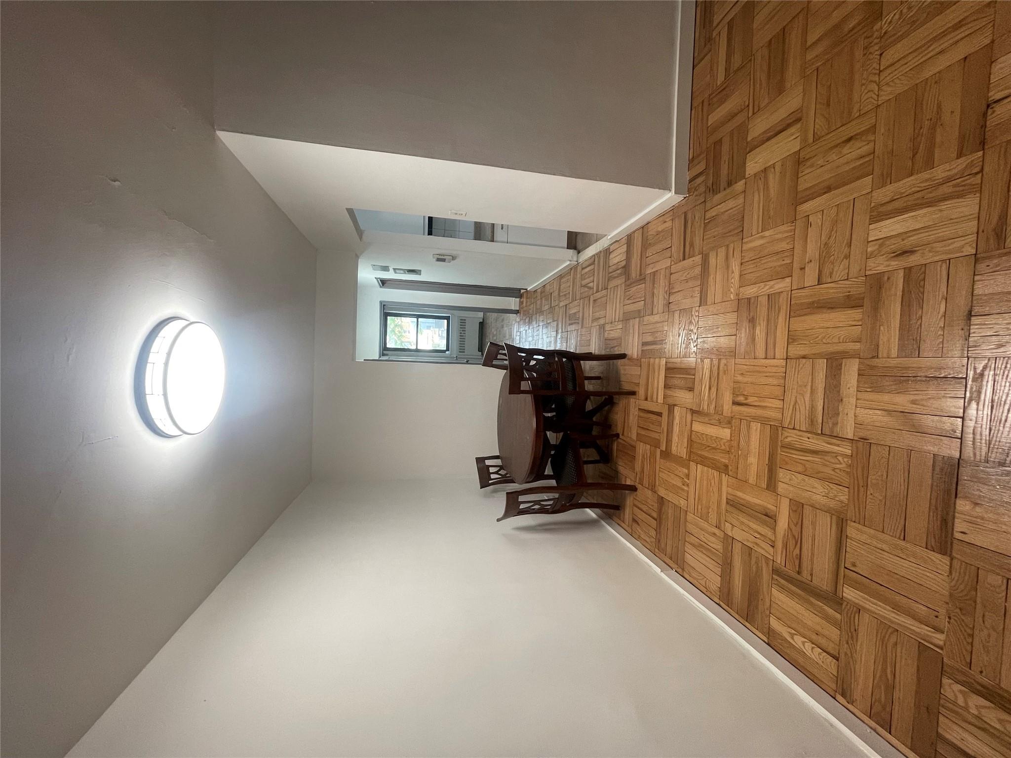 #13 photo, 88-11 Northern Blvd, كوينز Jackson Heights , NY 11372