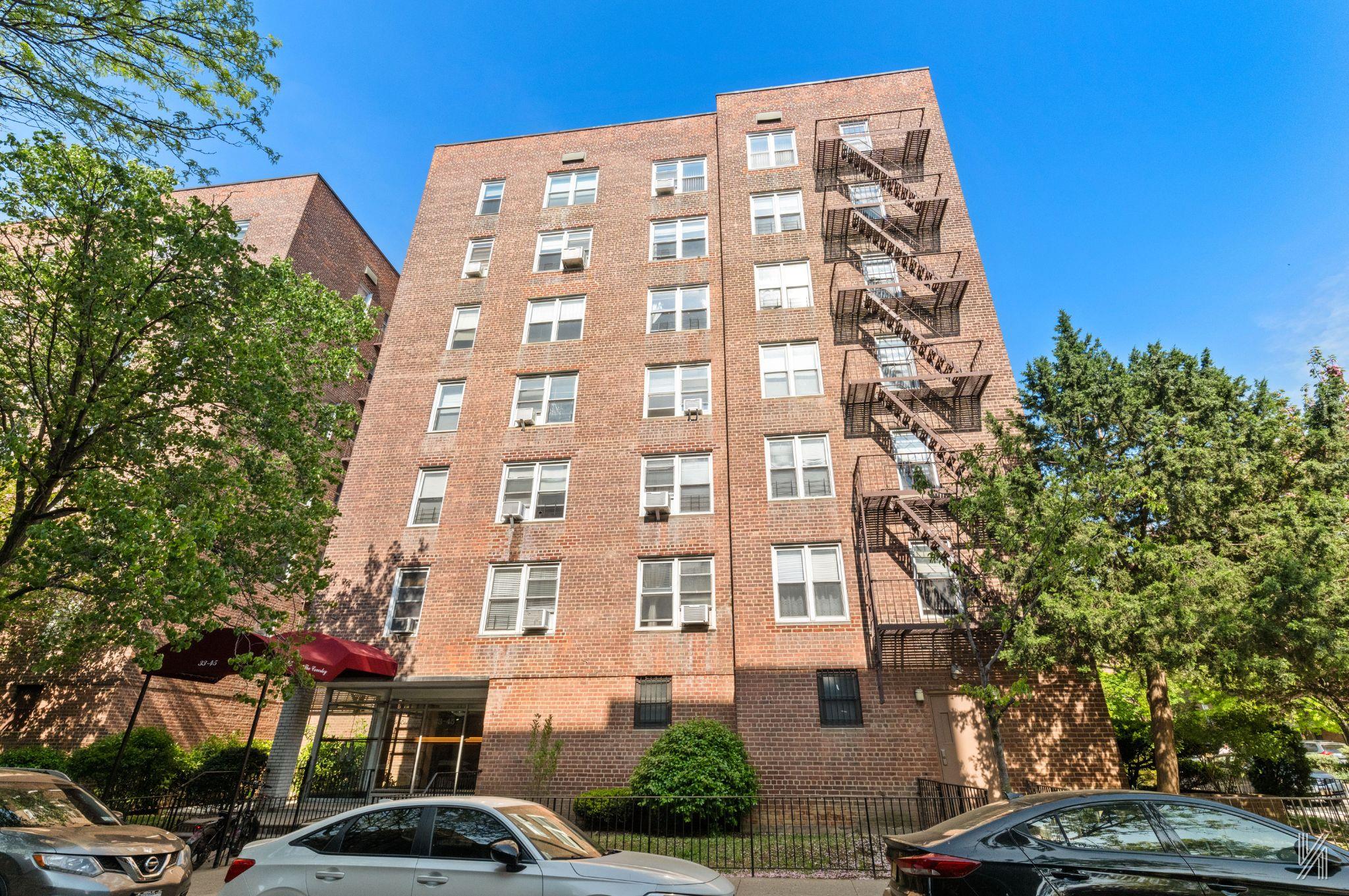 #7 photo, 33-45 92nd Street, Jackson Heights , NY 11372