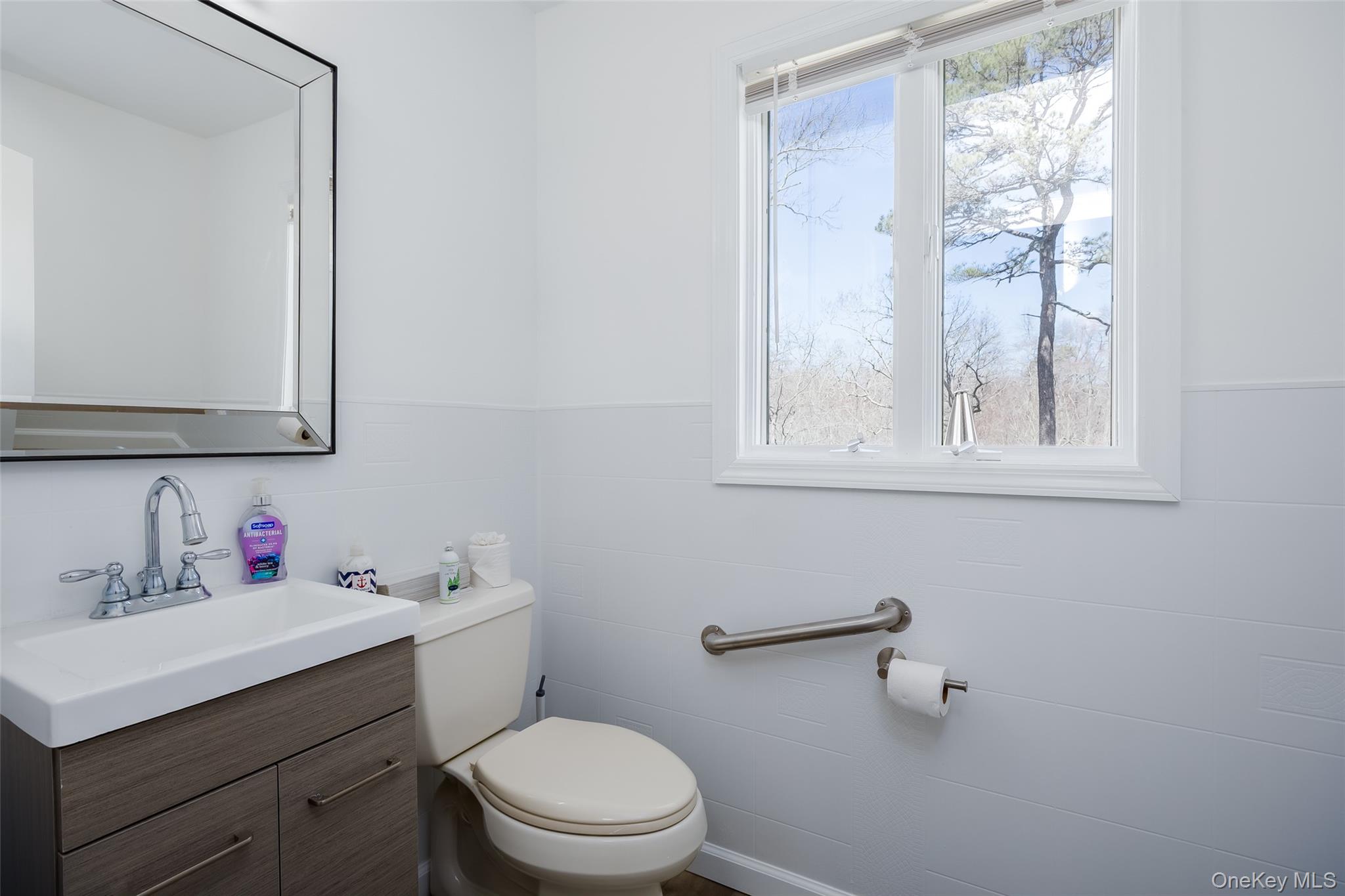 #17 photo, 371 S River Road, Calverton , NY 11933