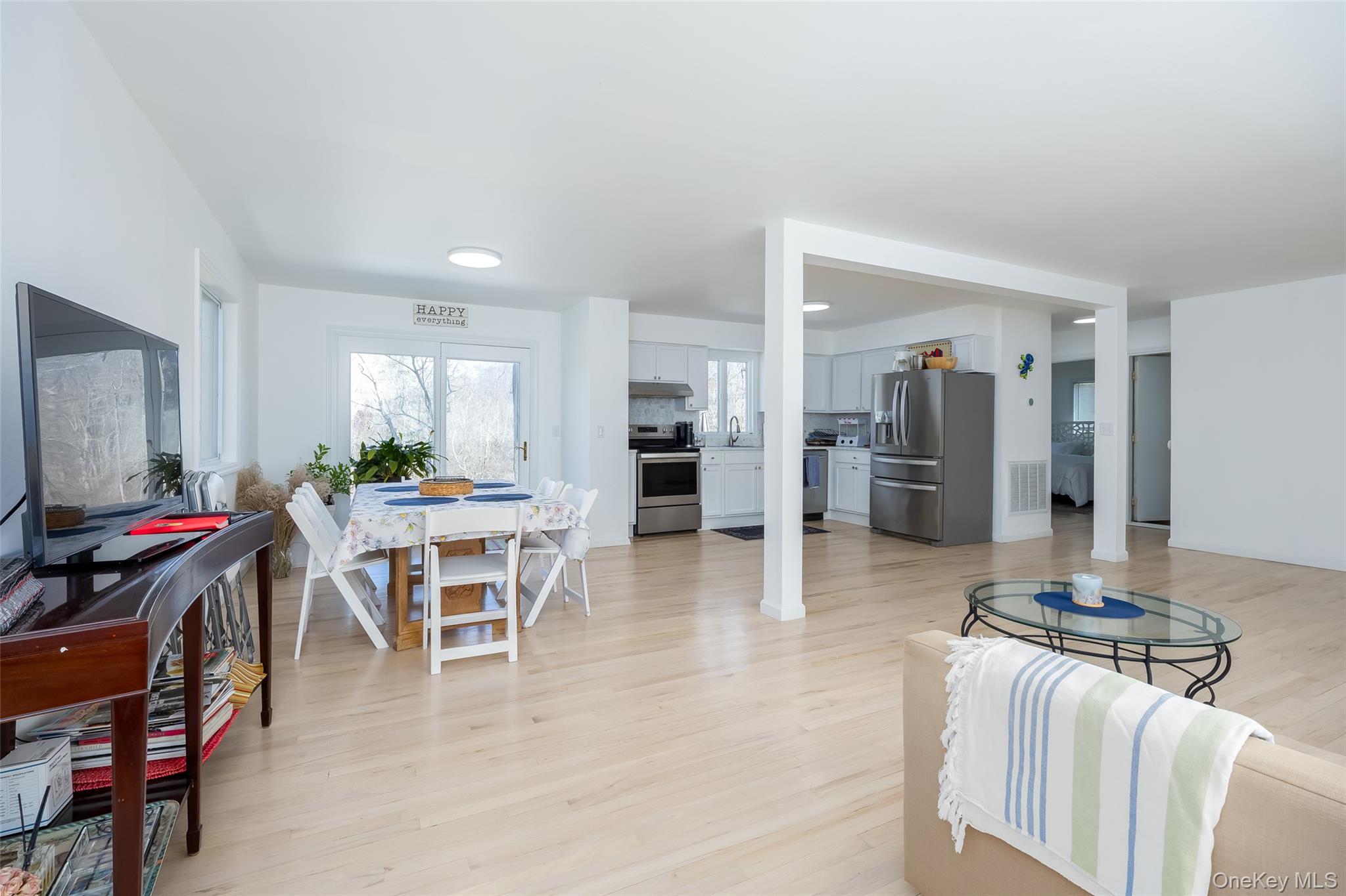 #9 photo, 371 S River Road, Calverton , NY 11933