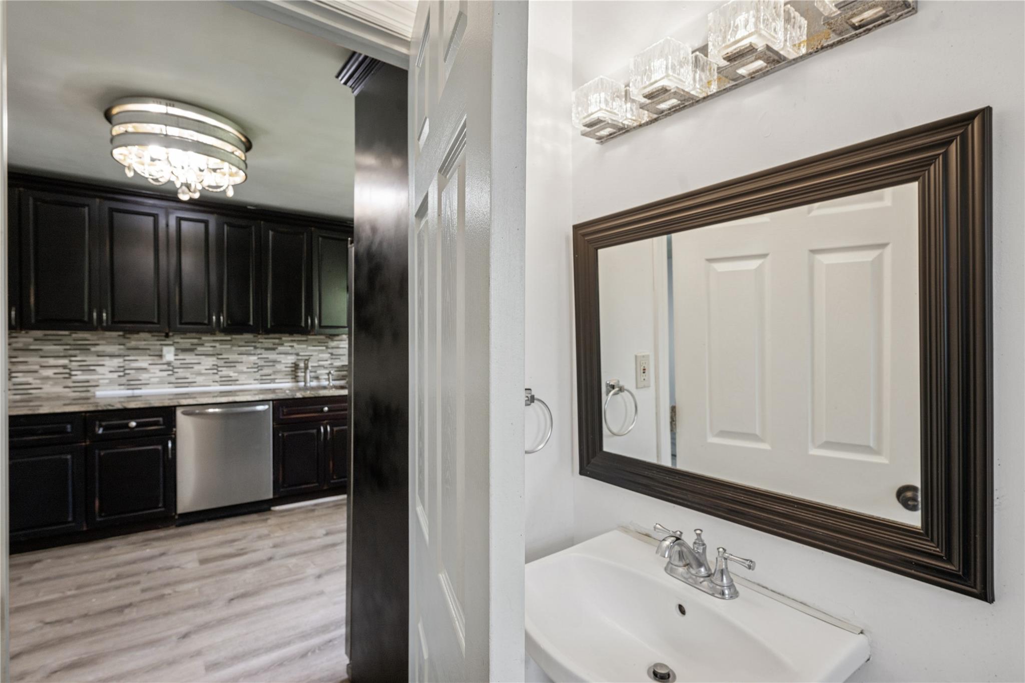 #10 photo, 54 Oakdale Avenue, 東長島 Selden , NY 11784