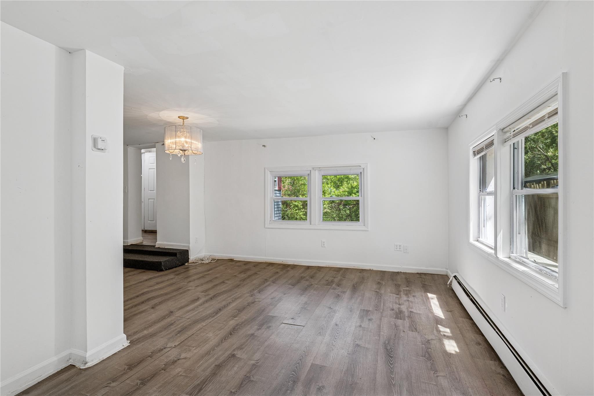 #12 photo, 54 Oakdale Avenue, 東長島 Selden , NY 11784