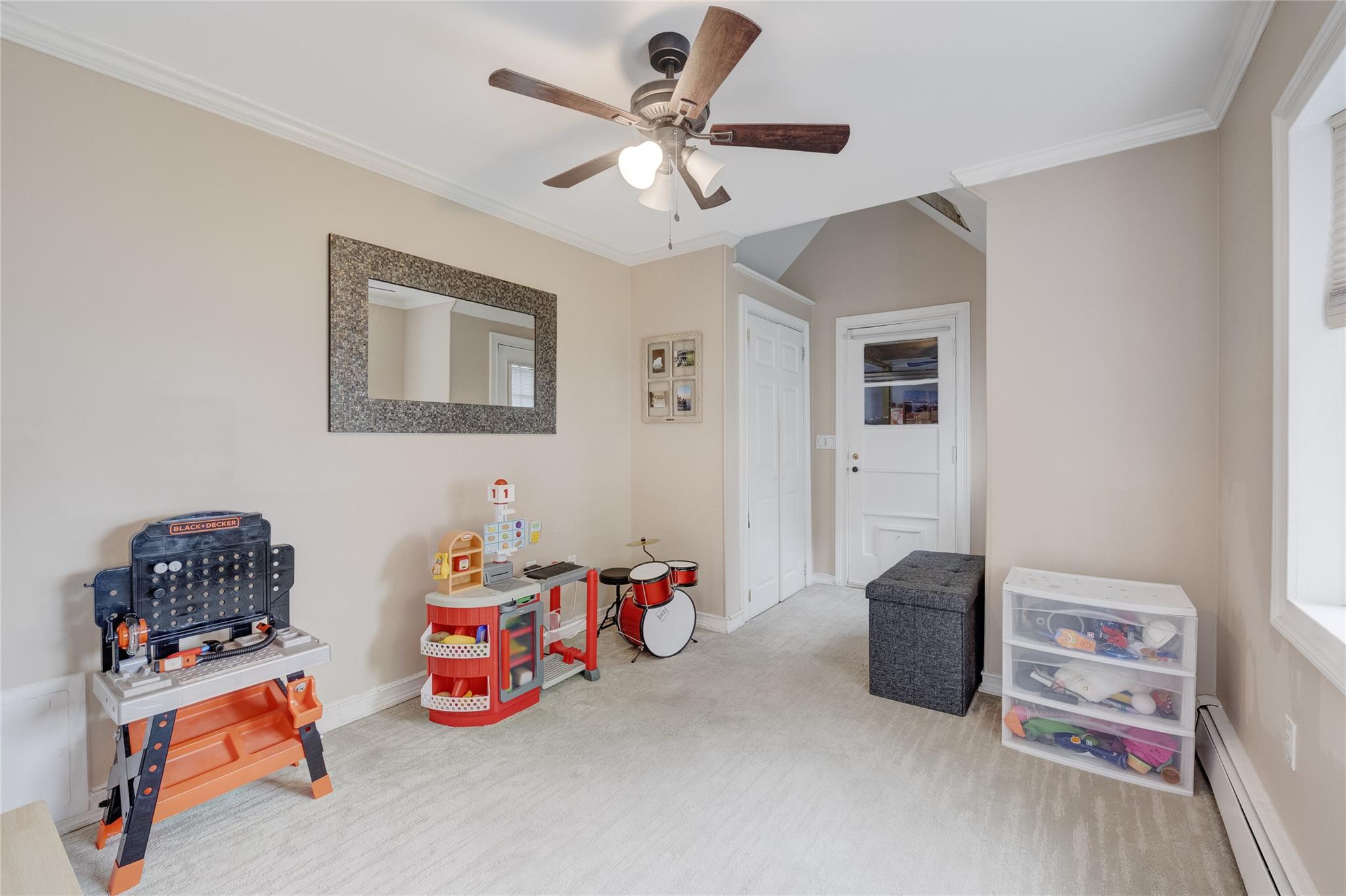 #6 photo, 296 Jerome Avenue, Carle Place , NY 11514