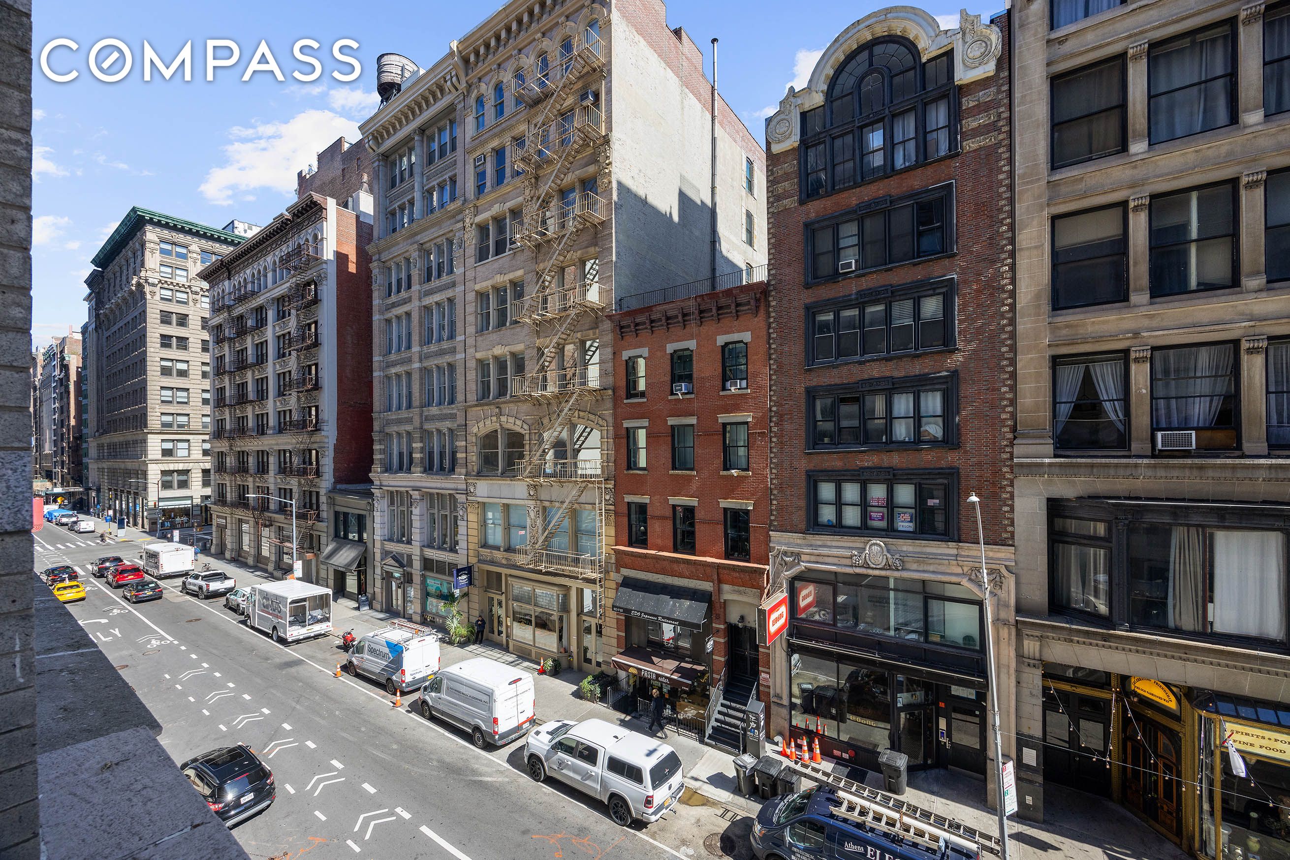 #13 photo, 16 E 17th Street, マンハッタン Flatiron , NY 10003