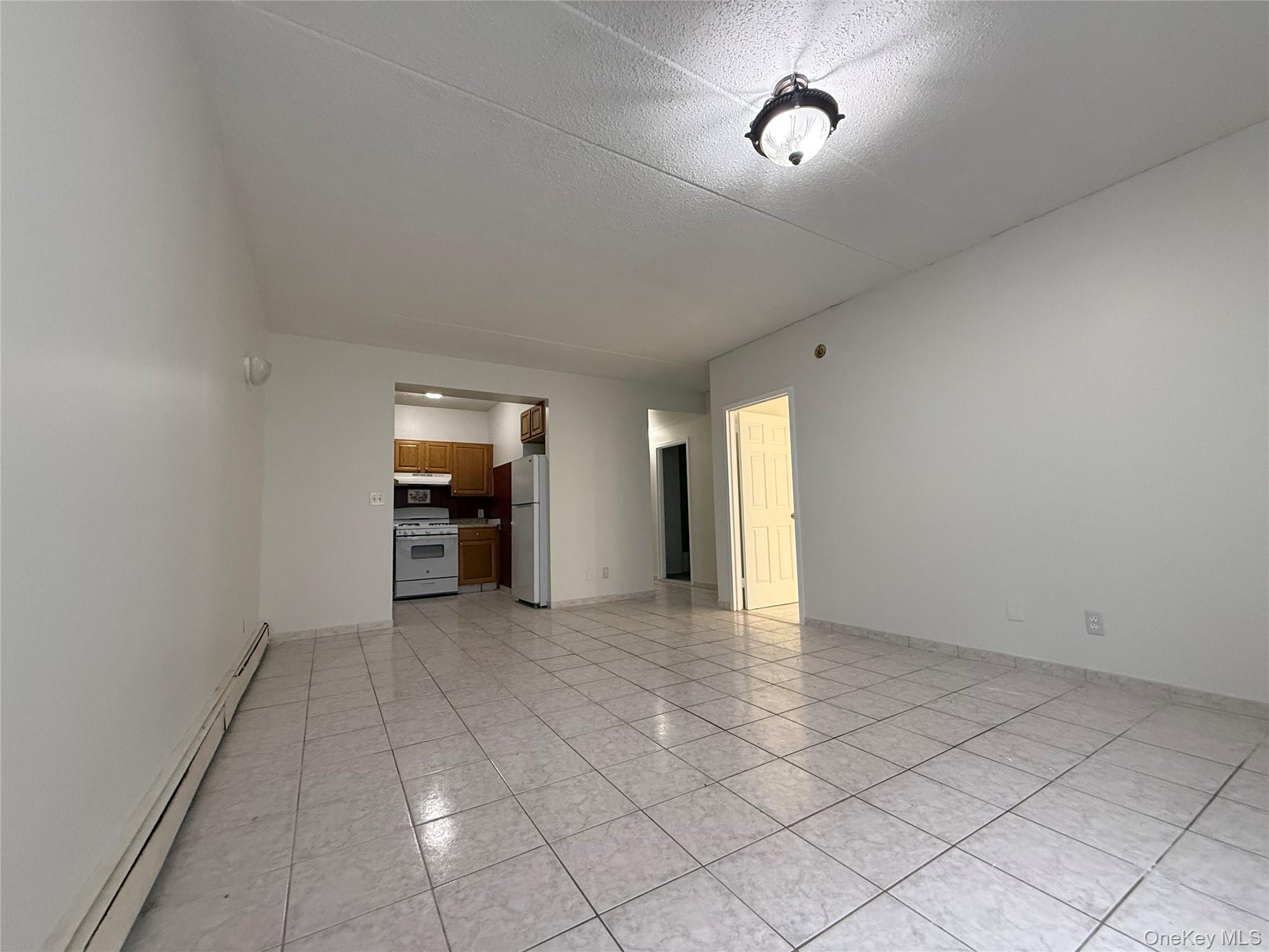 #10 photo, 769 Saint Anns Avenue, ブロンクス区 Bronx , NY 10456