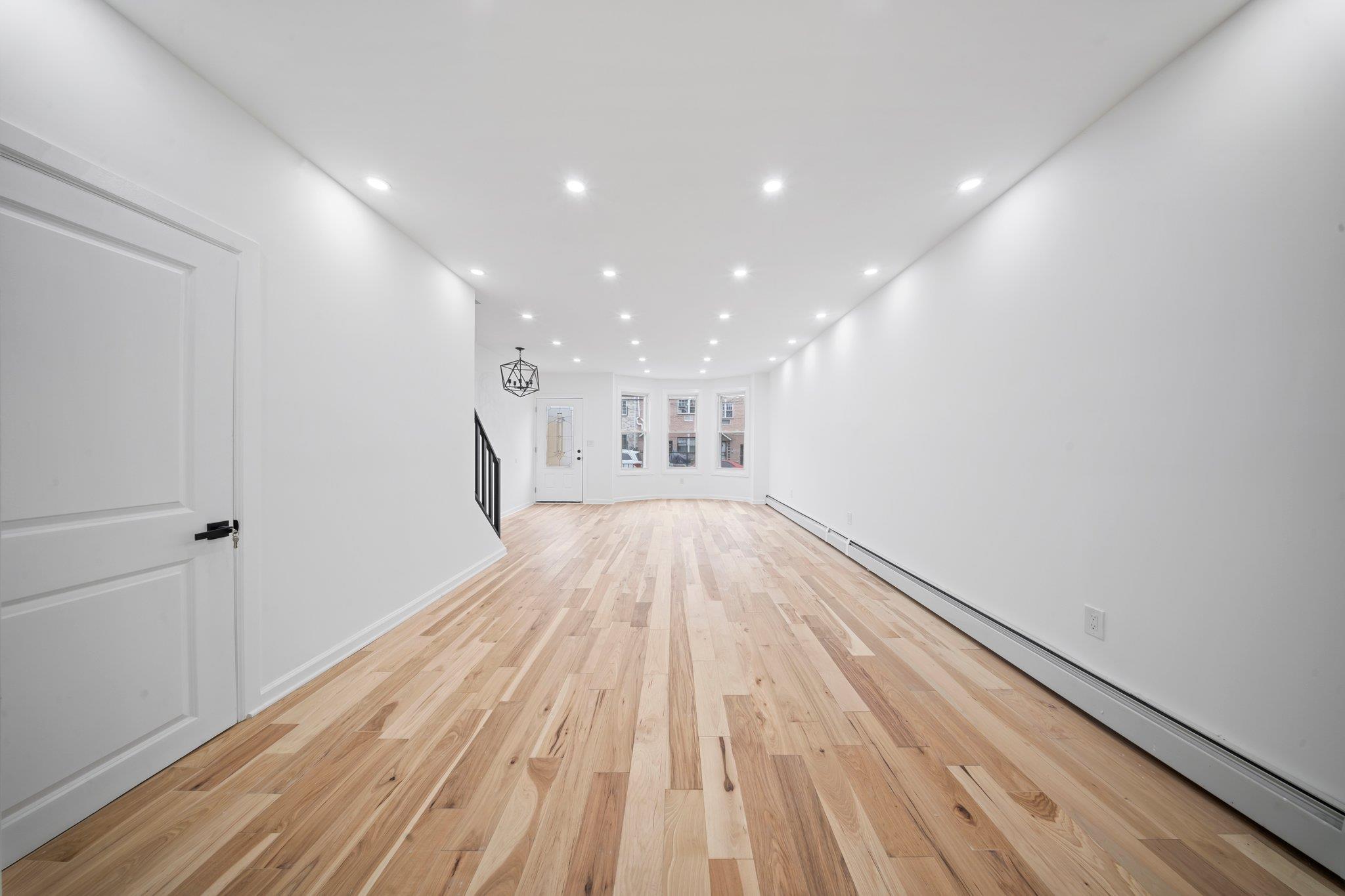 #13 photo, 3763 Barnes Avenue, Bronx , NY 10467