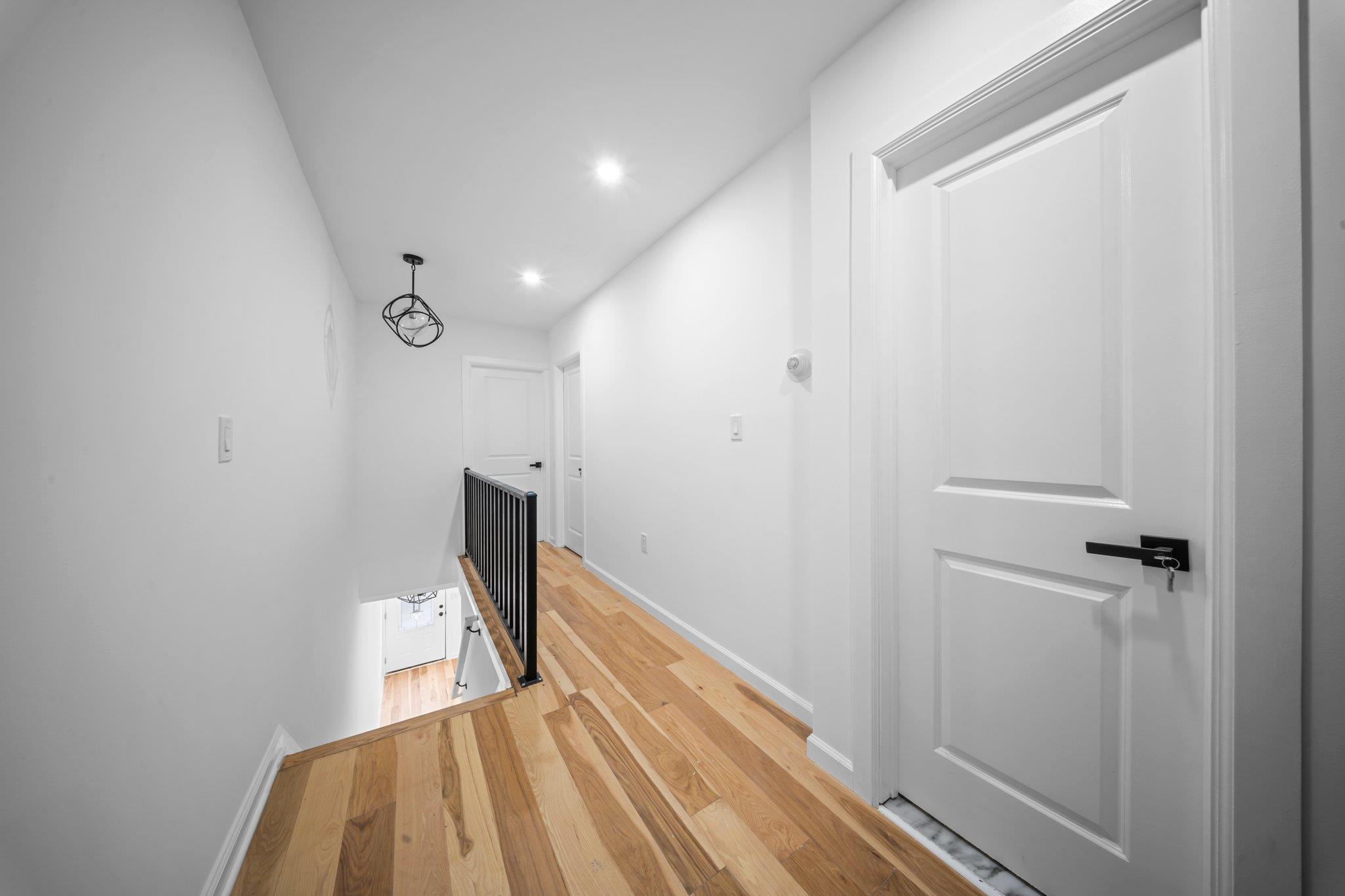 #8 photo, 3763 Barnes Avenue, Bronx , NY 10467